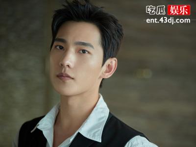 《花儿与少年》现实中的《宫心计》, 杨洋克服《花儿与少年》走出阴影