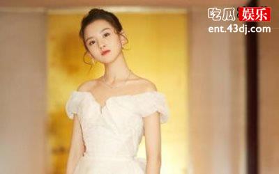 宋祖儿晒出九宫格照片，甜美与高冷两种气质间游走