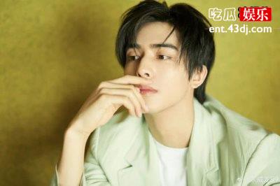 谭松韵宋威龙新电视剧顺利杀青，轻松收割众男神开启霸屏时代