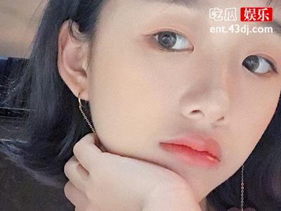 网红阿沁怎么那么有钱 ,起底阿沁发家史很简单！