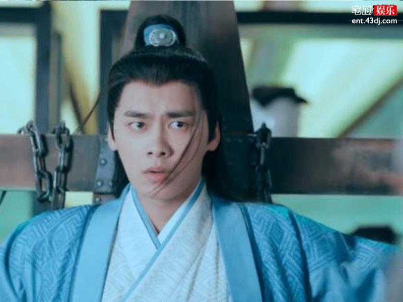 李易峰生日韩延张一白晒合照上演兄弟情深，寿星喊话要出道