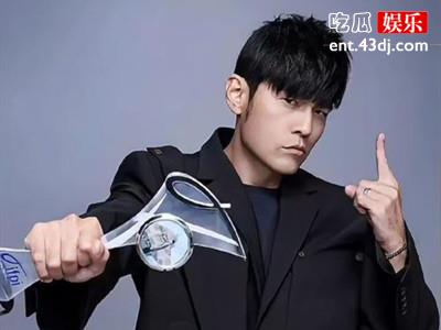经纪公司回应周杰伦演唱会受伤：他身体没有问题