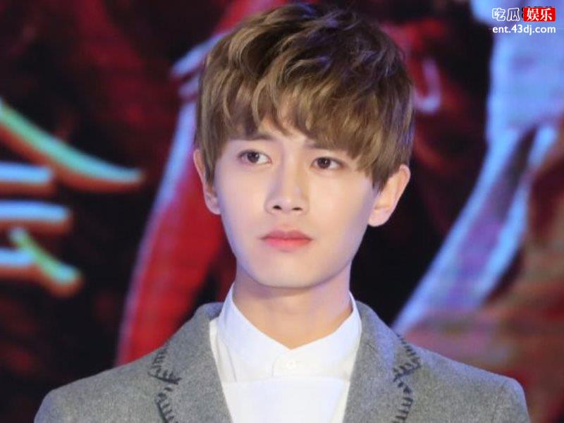 任嘉伦事业迎来高峰期5月份新剧上映，各大综艺都有他的加盟