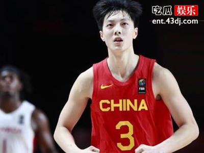 胡明轩代言阿迪后引发热议, 总决赛FMVP被罚奖金!