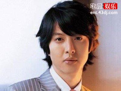 李东健赵伦熙三年感情结束，网友居然送祝福？