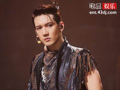 《披荆斩棘3》关智斌有多可爱？找赵丽颖拉票，模仿容祖儿跳舞