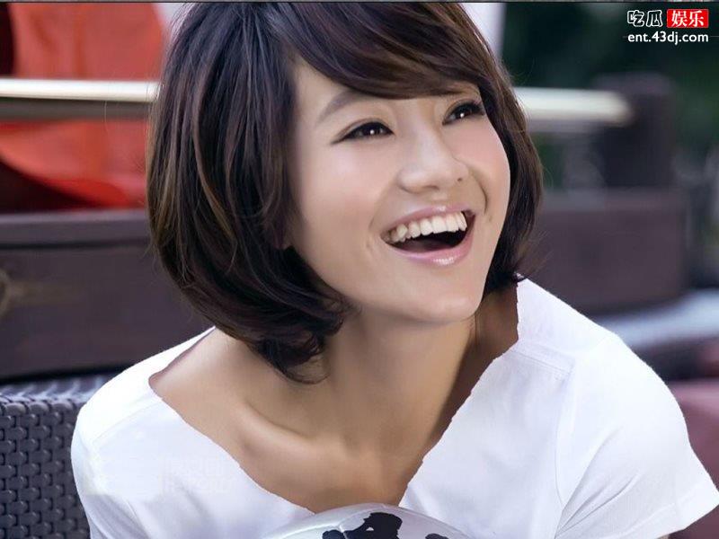 朱丹近日频发女儿照片，没想到已经怀了二胎