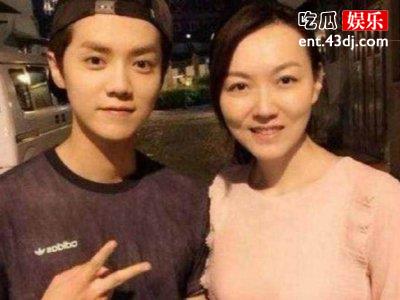 微博之夜鹿晗，将和女朋友同台二人被说熬死了一批唯粉