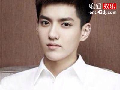 吴亦凡潘玮柏什么关系? 吴亦凡接机潘玮柏是什么梗