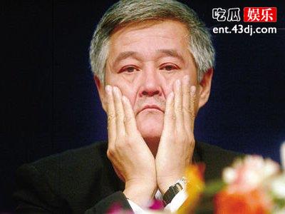 赵本山实力宠溺女儿，亲自为她端饭菜称呼她“宝宝”