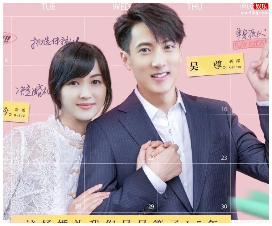 何雯娜晒女儿萌照，看到梁超与小公主合影简直像在共用一张脸