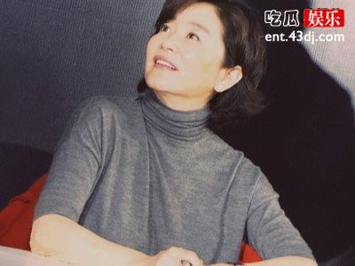 与林青霞齐名对待比自己小20岁的情敌时，她的做法堪称智慧