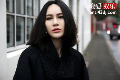 明星证件照大PK尚雯婕年轻太软萌，刘亦菲不愧是神仙姐姐