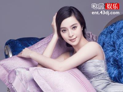 同龄娃还在上学，范冰冰19岁弟弟范丞丞已在北京有豪宅令人羡慕