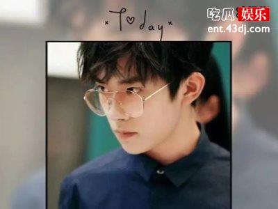 易烊千玺写给妈妈的信曝光，被编入作文教材字里行间很感人
