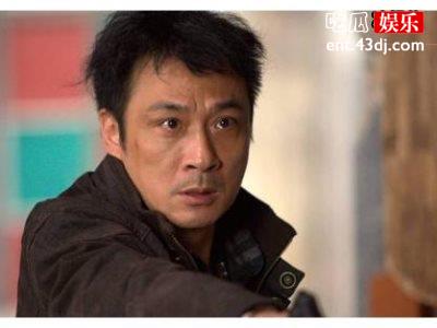 吴镇宇直播多次表达“你们中国”，原来另有隐情