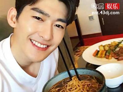 张翰吃牛肉面事件是什么梗/ 张翰和牛肉面有什么联系