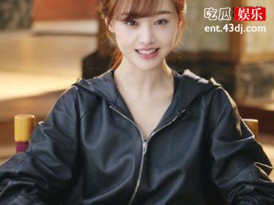 郑爽不仅担任《只问今生念沧溟》女主角，还饰演了中国师的女儿