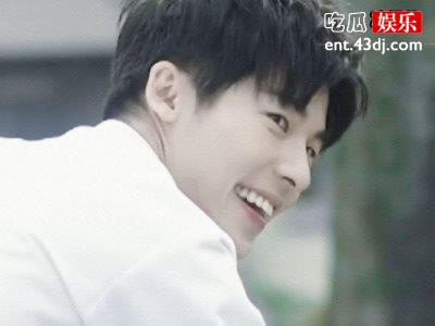 许光汉刚成名就飘了？上完《快本》后发文表示自己被迫搞笑