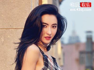 张柏芝晒亲子视频手上戒指成亮点，感情有着落了？