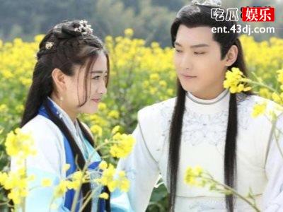 梁洁出演《双世宠妃3》还不够，新古装男主更亲民