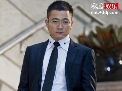 喻恩泰是演艺圈中的顶级学霸，在新剧《清平乐》中出演晏殊
