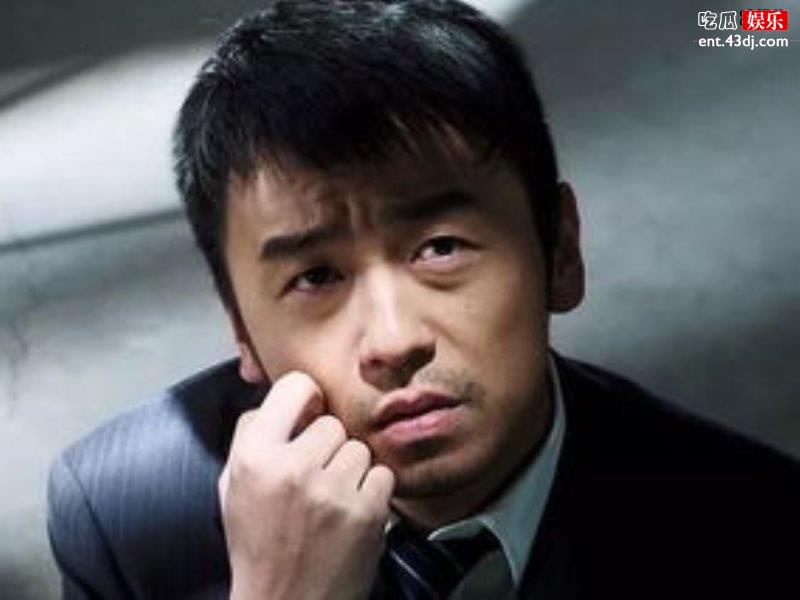 雷佳音主演《吹哨人》，终极预告播放引发众议