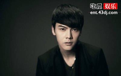 刘雯与陈伟霆被恋情？二人光速回应粉丝们再一次白高兴了一把