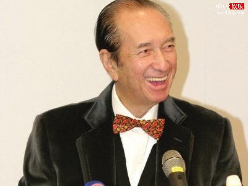 何鸿燊遗产争夺战大合影折射家庭地位，继承者人选逐渐清晰