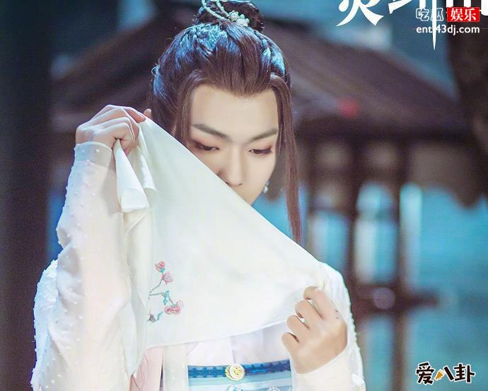 许凯男扮女装剧照