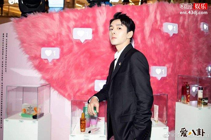 李佳琦被放鸽子是怎么回事