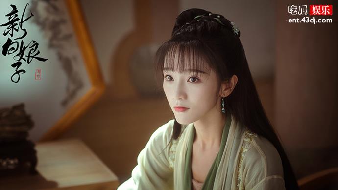 肖燕是新版白娘子中的小青