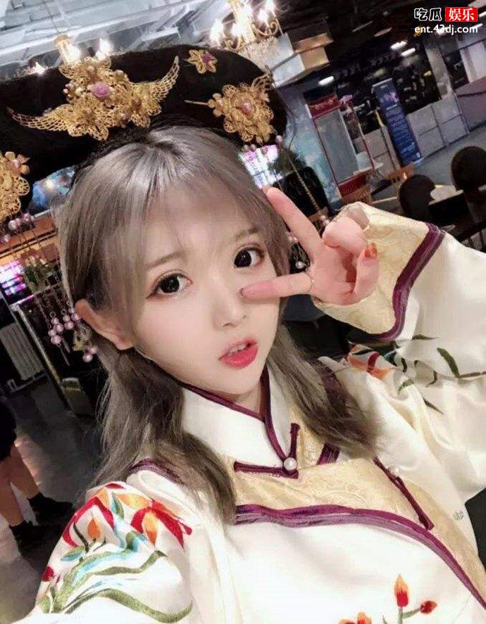 小圆脸雪雪