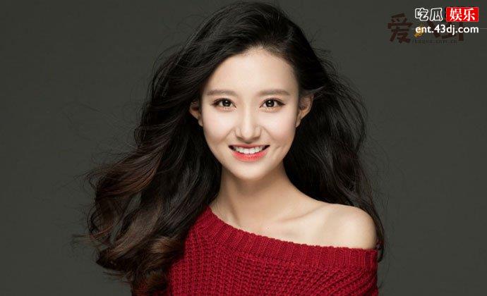 女演员张鑫年龄多大 