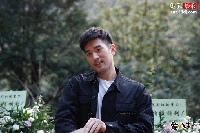 高以翔写真