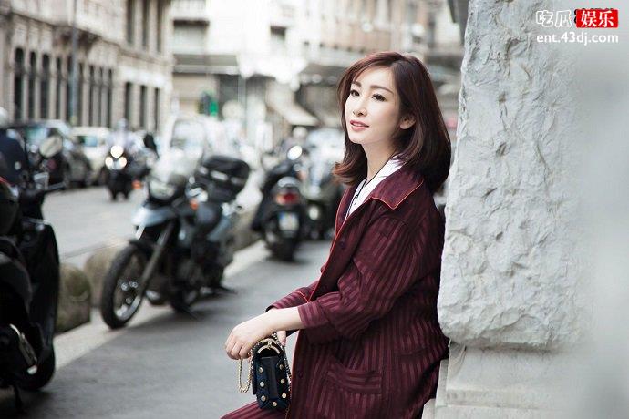 秦海璐可以很小女人
