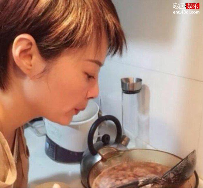 袁立