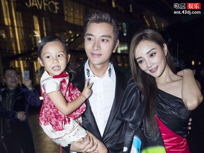 李小璐和贾乃亮父母关系如何