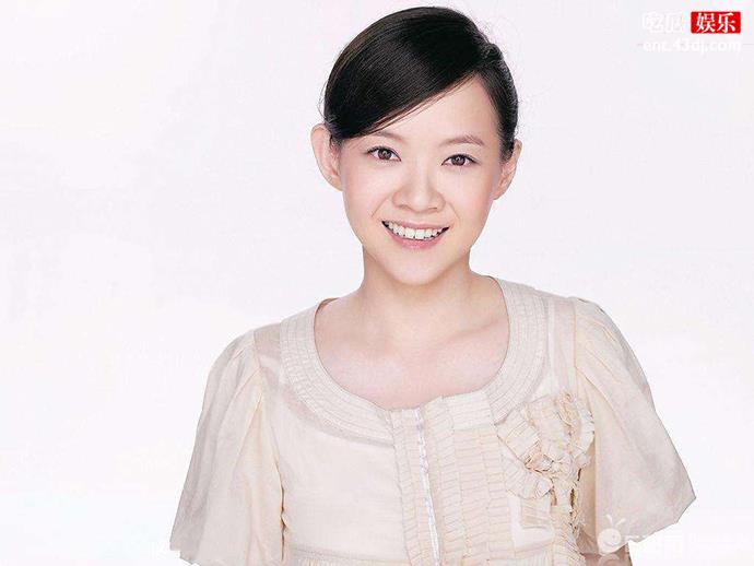 大女儿曾宝仪为何迟迟未嫁