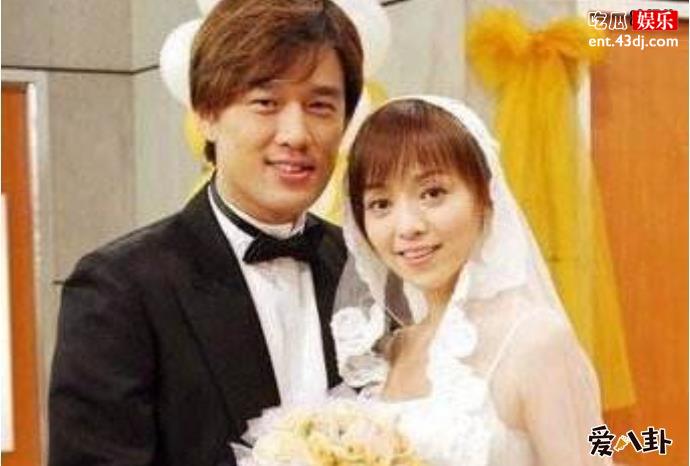 王耀庆与老婆结婚照