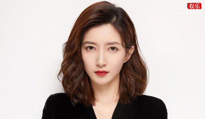 江疏影割双眼皮了吗
