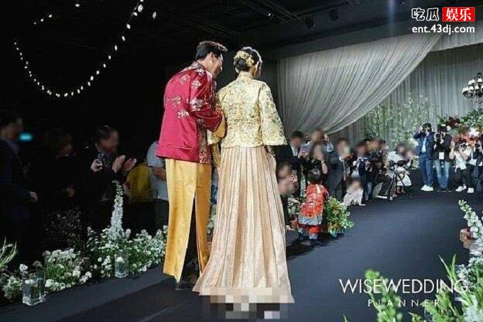 小啪嗒为秋瓷炫和于晓光开路