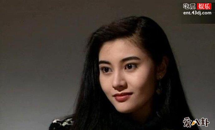 李嘉欣年轻时照片