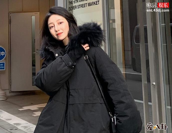 网红SurbLue真名吕咏蓝