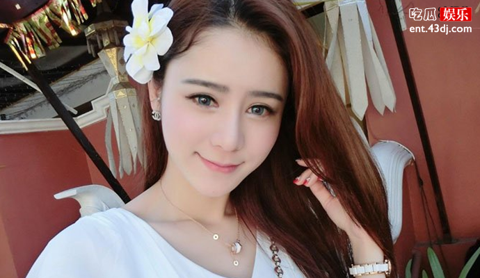 张馨月