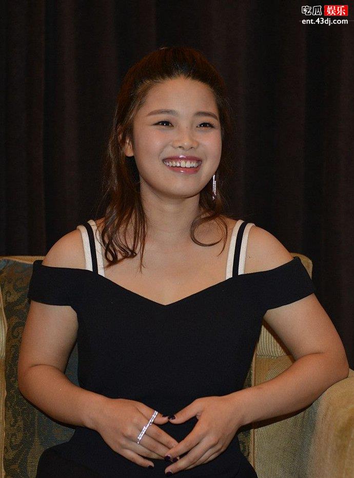 莫小贝王莎莎低调隐婚