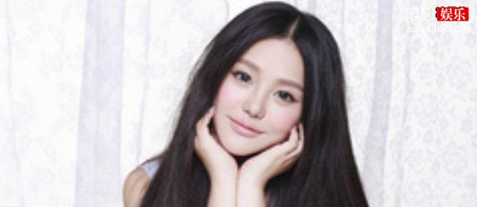教室的那一间梁悦扮演者