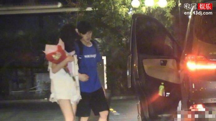 娄艺潇恋情疑曝光