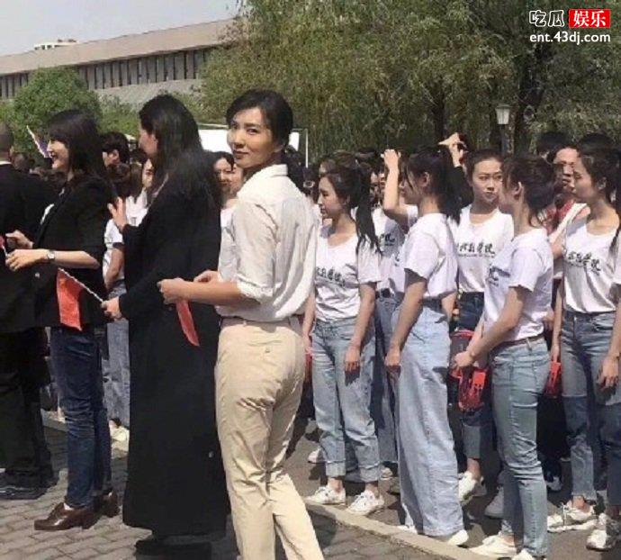 陈好在中戏做老师照片