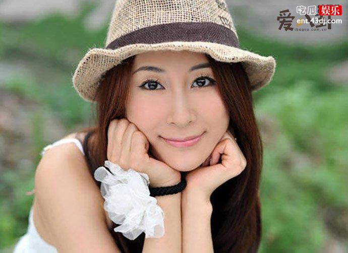 李艾佳怎么了